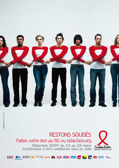 39+ publicités pour journée mondiale de lutte contre le #sida 3