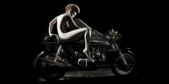 Collection Sexy de photos d'Art Ducati Desmo 9