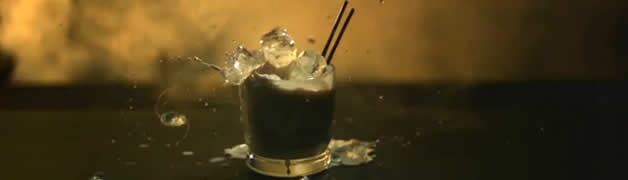Explosions de verres en slow motion – Phantom Cocktails