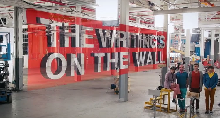 Le clip en illusions d’optiques – OK Go – The Writing’s On the Wall