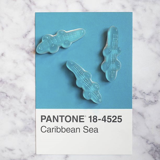 pantone-product-irl-14
