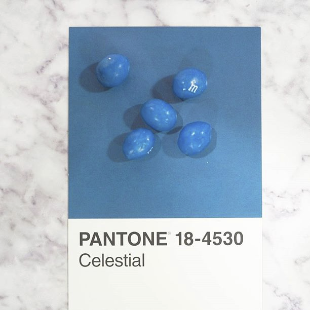 pantone-product-irl-33