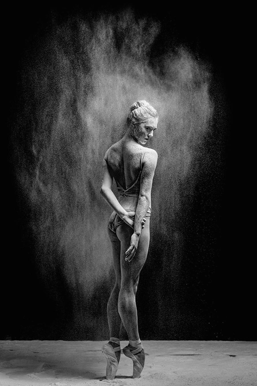danseuse-farine-photos-Alexander-Yakovlev-10