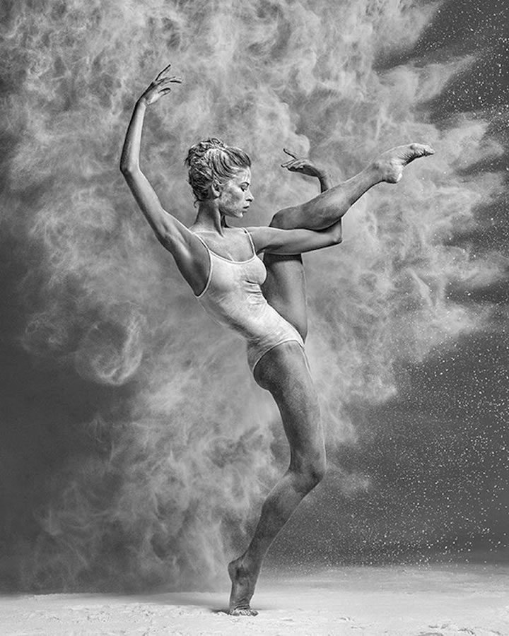 danseuse-farine-photos-Alexander-Yakovlev-11