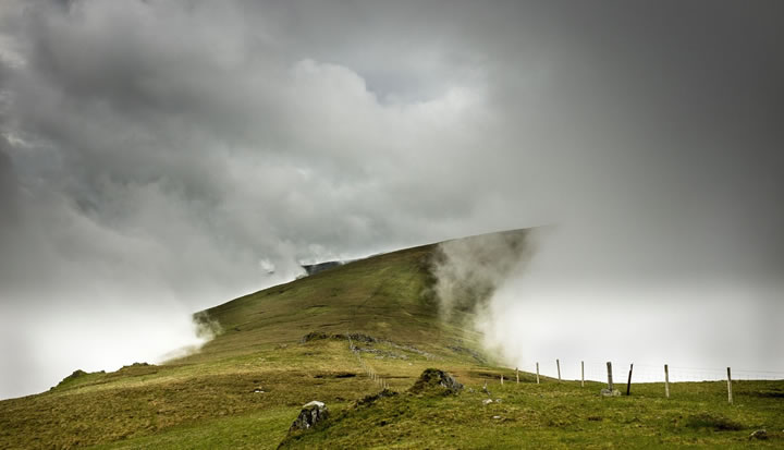 cloud-tunnel-carneddau-north-wales-steve-smith-by-steve-smith