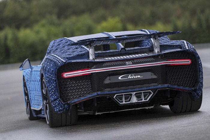 LEGO à construit une Bugatti Chiron avec 1 Million de pièces 3