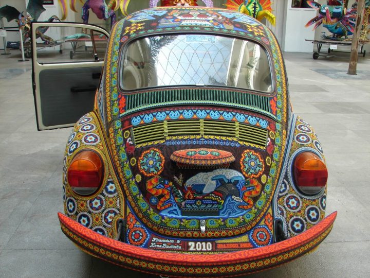 Volkswagen Beetles “Vochol” 7