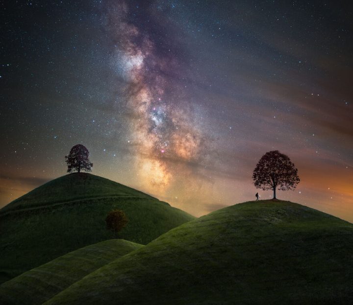 Un photographe capture la beauté du ciel de jour et de nuit 26