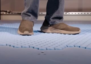 HoloTile Floor : le sol dynamique pour la VR de…