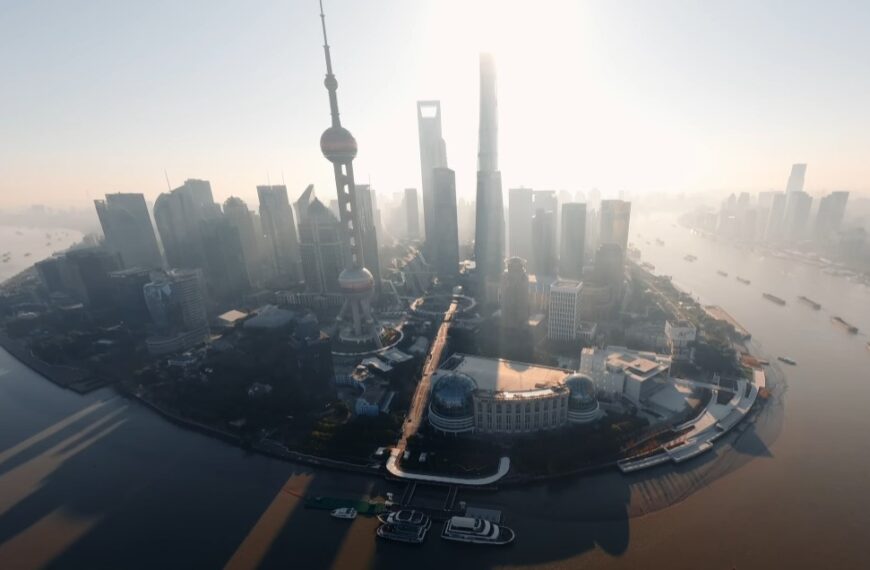 Drone FPV sur les plus hautes tours de Shanghai